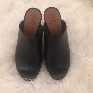 Tory Burch open toed leather heels